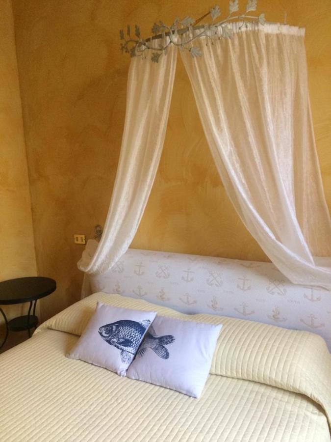 Lola A Moneglia Apartment Bagian luar foto