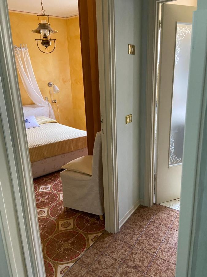 Lola A Moneglia Apartment Bagian luar foto