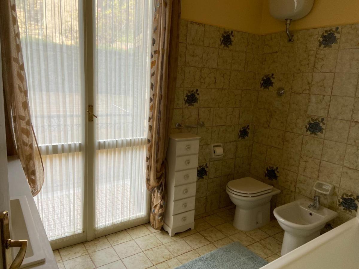 Lola A Moneglia Apartment Bagian luar foto