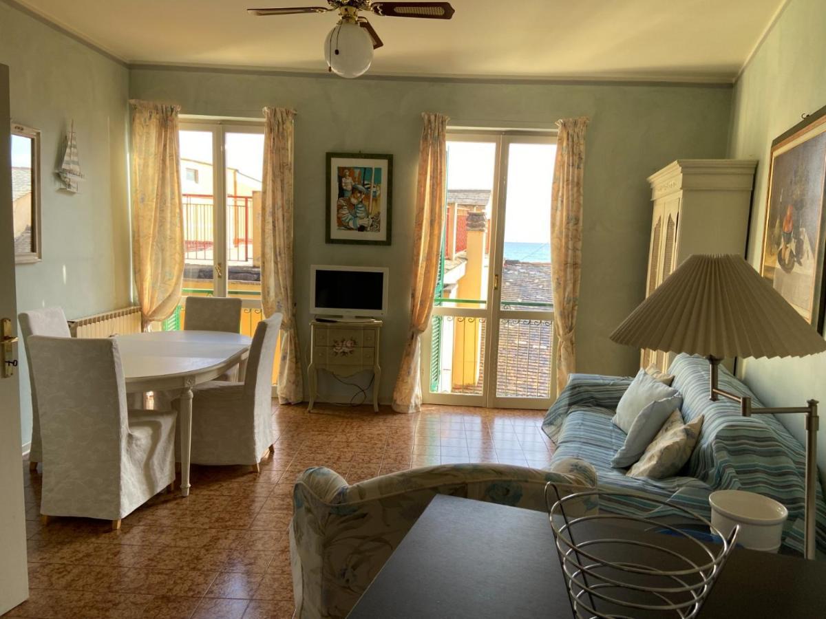Lola A Moneglia Apartment Bagian luar foto