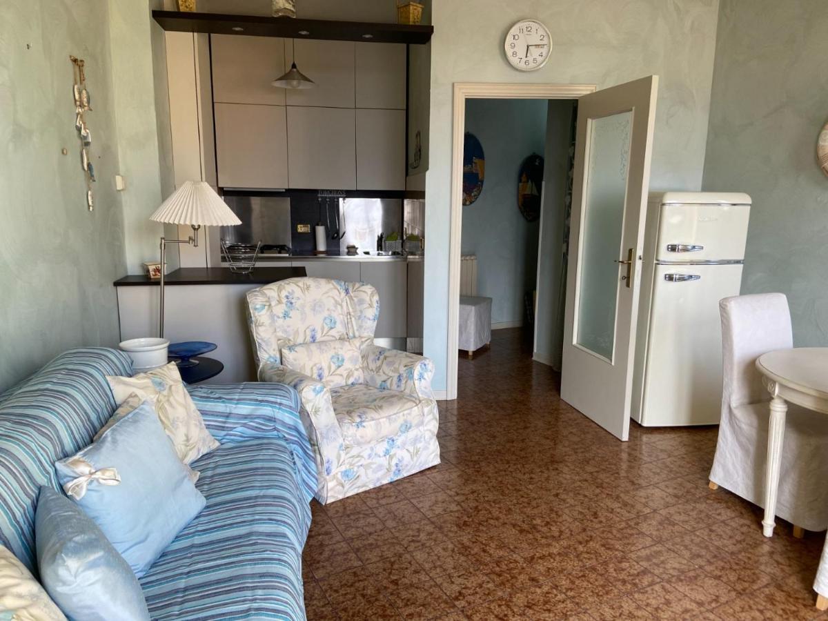 Lola A Moneglia Apartment Bagian luar foto