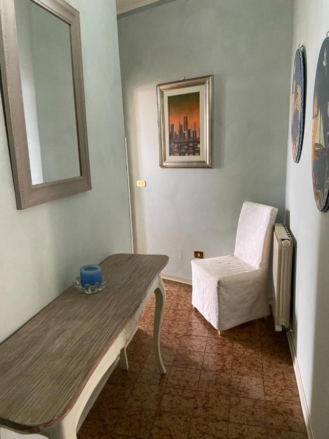 Lola A Moneglia Apartment Bagian luar foto